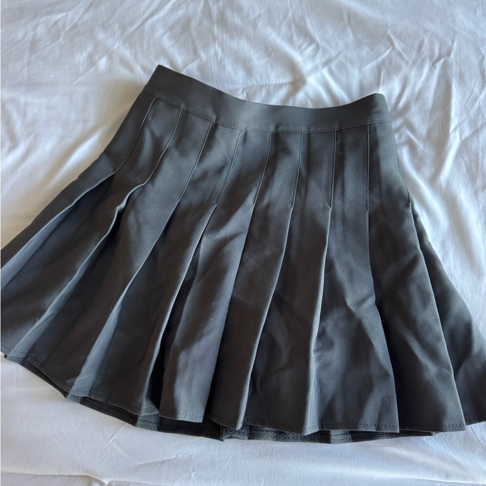 Gray women’s skort